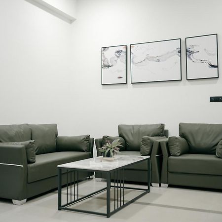 Atmosfera Bengaluru, India Apart otel Dış mekan fotoğraf